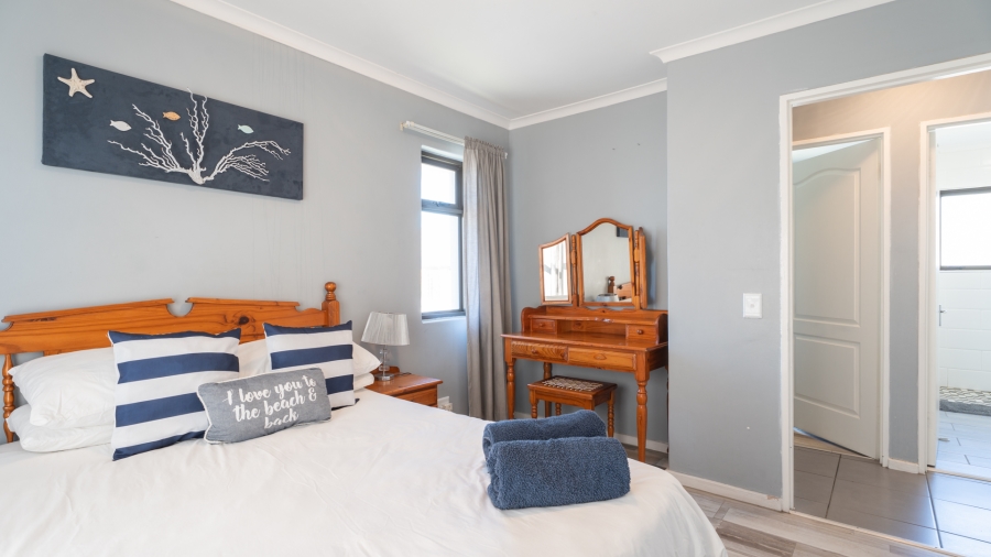 To Let 2 Bedroom Property for Rent in Greenways Golf Estate Western Cape